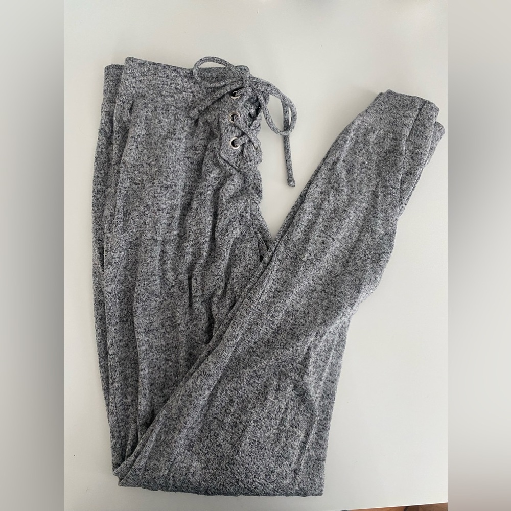 grey sweat pants